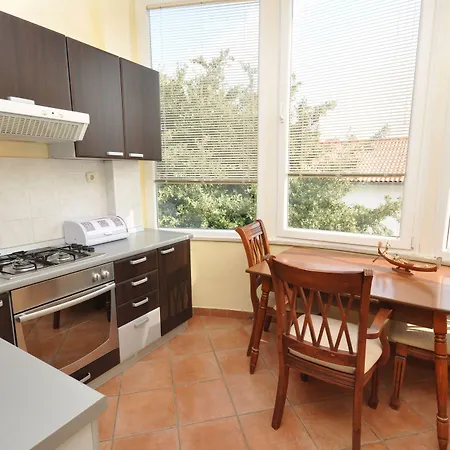 Villa Jam 3*