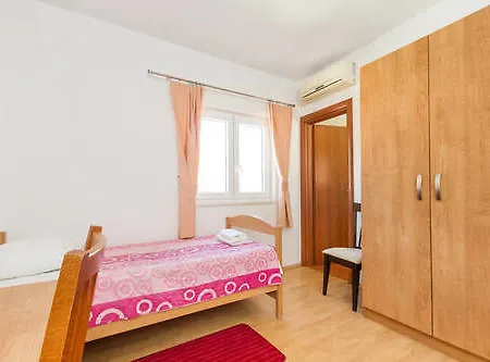 Villa Jam 3* Kastel Luksic