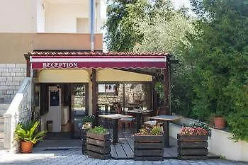 Villa Jam 3* Kastel Luksic